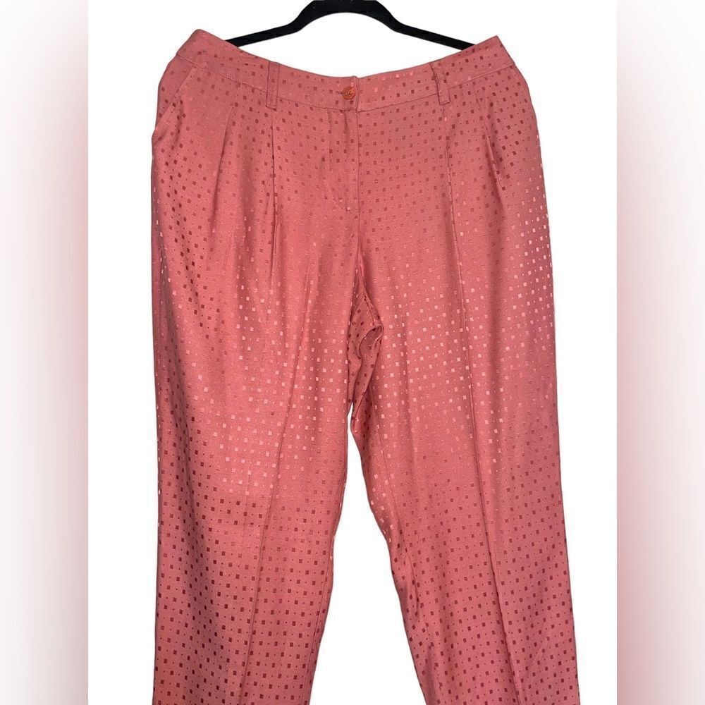 Chico’s Size 1 (U.S. 8) Jacquard Pleated Cuff Ankle Pants • Zipper & Button FLAW - Picture 4 of 15